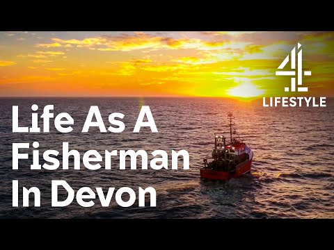 Starting Work On The Sea At 2:30am | Devon & Cornwall | Channel 4 Lifestyle