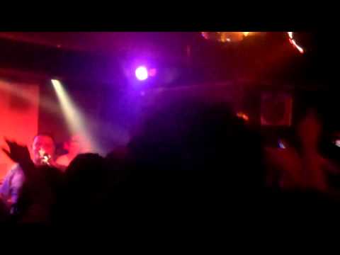 Łona - Rozmowa z Cutem (Klub uBazyla 18.03.11r.)