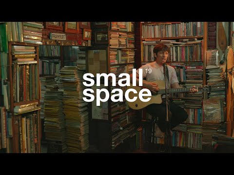 Oscar Lolang – Melodies / Unwanted Temple | Small Space