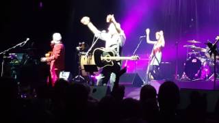 Steve Harley & Cockney Rebel - [11 November 2015] - 'Come up and See Me (make me smile)'