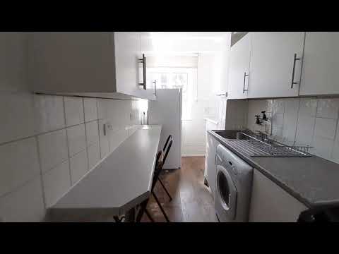 1 bedroom(s) flat to rent in Hammersmith Road, Hammersmith, W6 | Benham & Reeves