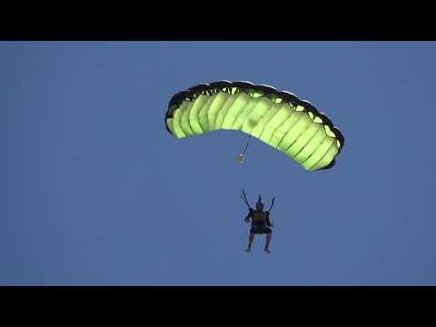 Ronnie flying his JYRO Crossfire 3 | SA Skydiving | Adelaide, South Australia