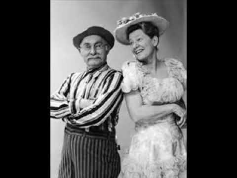 1067 Grandpa Jones   I'm No Communist EHdcKAheUDE