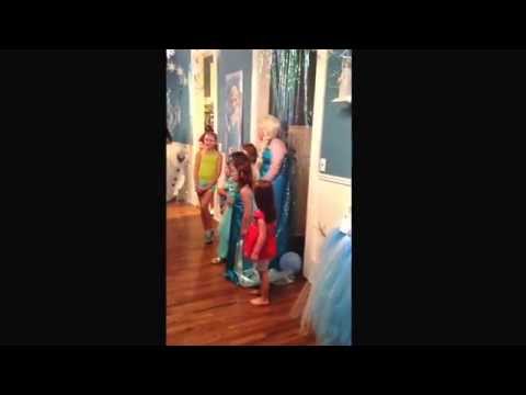 My cousins and her friends at her birthday party with elsa