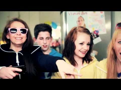 Tina & Bettina - One Piece