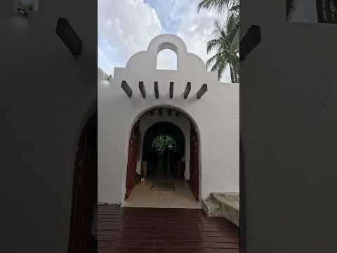 Playa del Carmen la iglesia del parque fundador