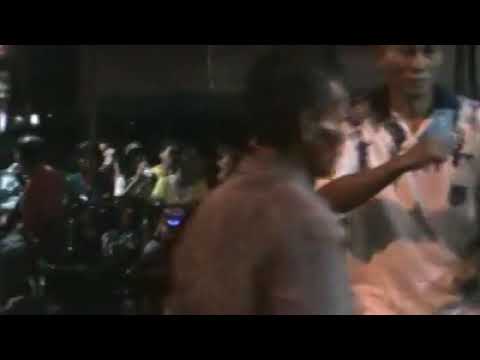 Dari handsome - Mike Rantai (by D'silentstar) di kampung tangga.