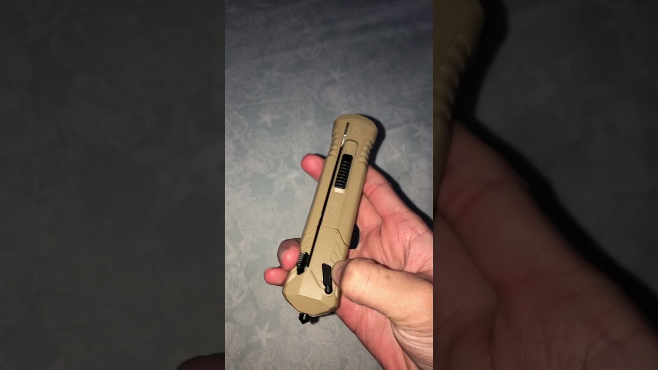 Smith and Wesson OTF knife