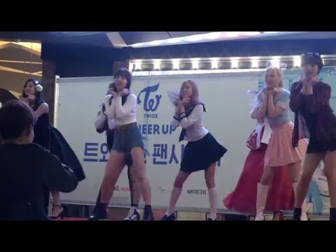[직캠/Fancam] 160514  Twice 트와이스 Cheer Up! 여의도 IFC몰