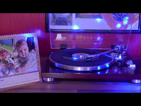 ''I GO TO PIECES (EVERYTIME...) '' by GERRI GRANGER, CASINO CLASSICS from 1978.