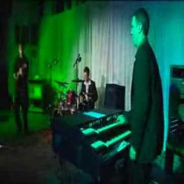 Otis Grove Slam-n-it-out at exclusive CD release bash