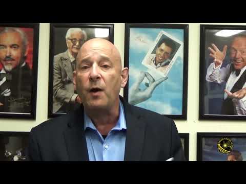 Strolling Smiley by Dr  Michael Rubinstein