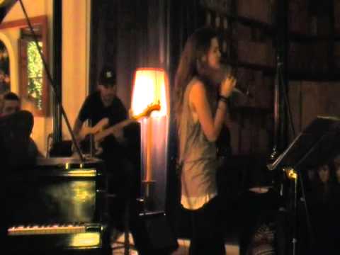 Walk away - Marina Tuset