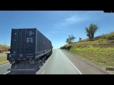 🚛V64.Cruzando Jardinópolis Rumo a Nova Ponte:#carreteiro#caminhoneiro 