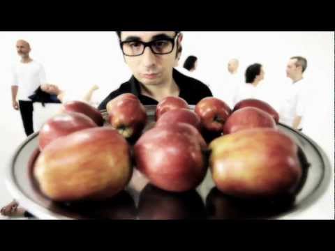 Strombers - Borracha feat. Berto Romero (VideoClip Oficial)