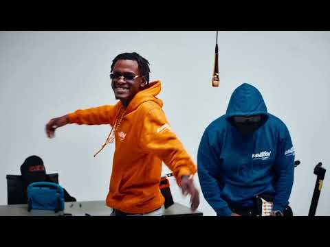 Kenitooh - STÈP ft Yeyo Sossa | DRESSED BY SESSION |