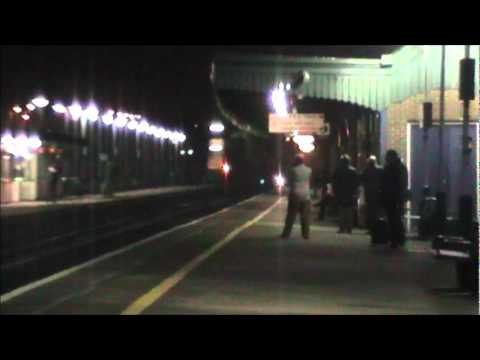6024 'King Edward I' on 1Z28 storms through Didcot Parkway at speed!