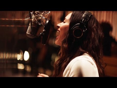Demi Lovato - 'Simply Complicated' RAW Live Vocals!