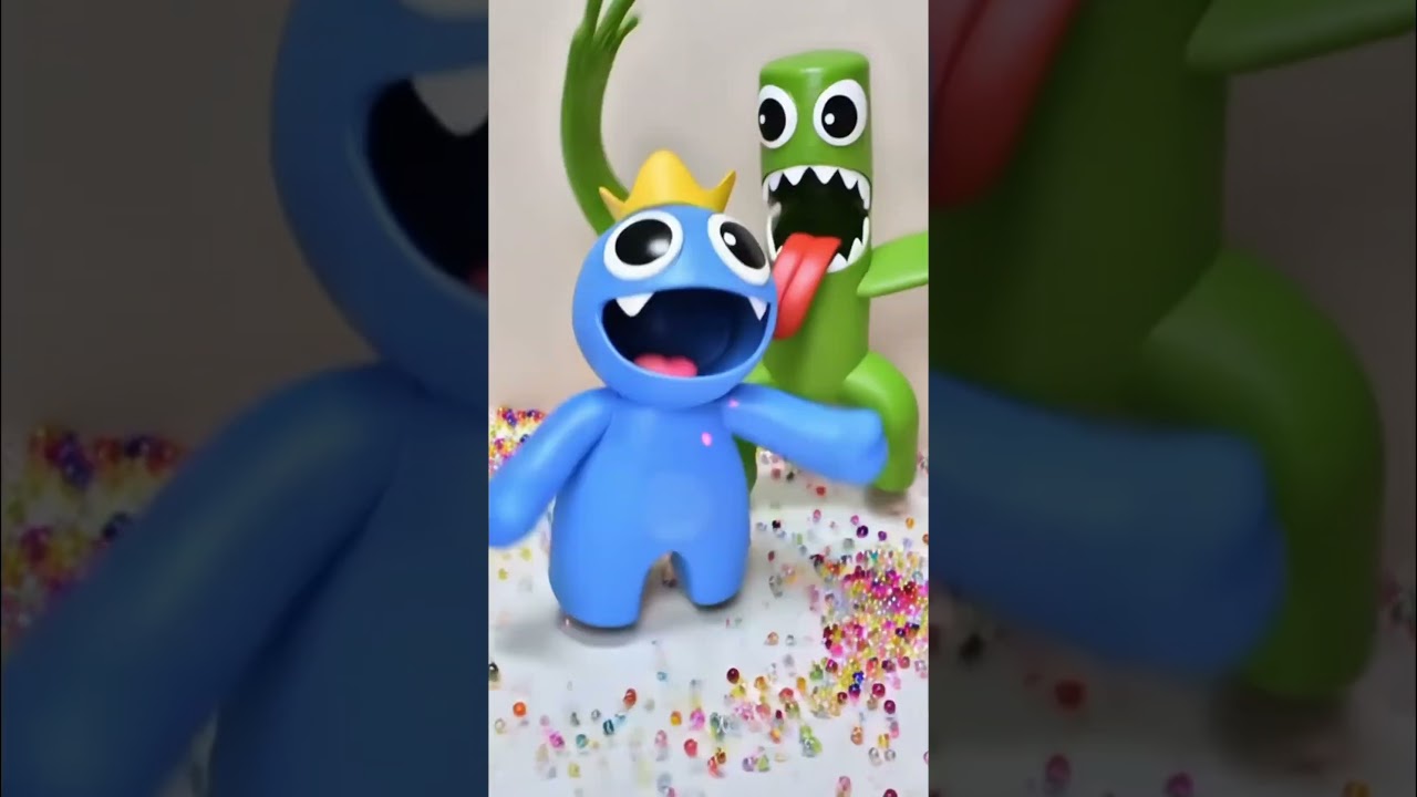 Fun Blue & Green dance together