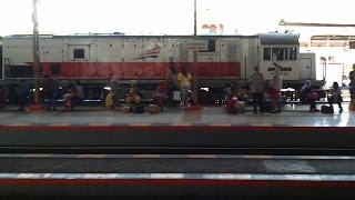 preview picture of video 'Kereta Api Logawa dari Purwokerto memasuki Stasiun Madiun'