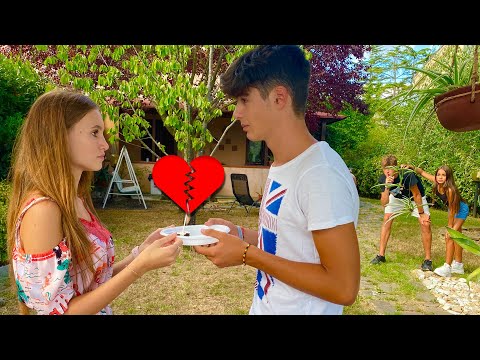 A CASA DI TOMMASO E' SUCCESSO... - AMICI vs NEMICI - by Charlotte M.