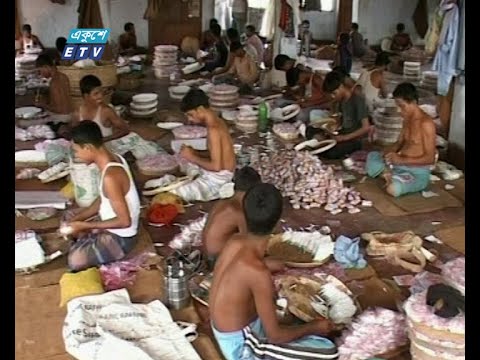 বাংলাদেশে তামাক শিল্পে কাজ করে প্রায় একলাখ শ্রমিক