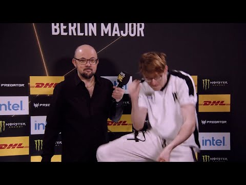 Saberlight does an impression of  BeastMaster's Drums of Slom