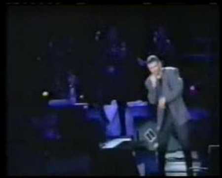 04 Ain't No Stopping Us Now live in Rio REMASTERED