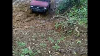 preview picture of video 'Terrano 4x4 Panama.3GP'
