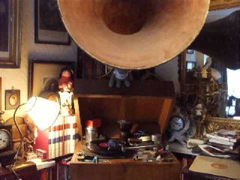 "Linger a Little Longer" (Nat D Ayer) Ragtime Song Sung by Fred Douglas Regal G7732