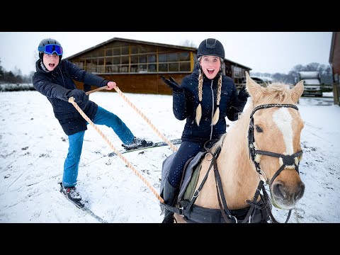Schlittenfahren im SCHNEESTURM!😳