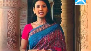 Yatra - Deepti Bhatnagar visits Dwarka temple Gujarat