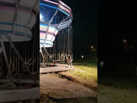 Calci in culo Mezzo giro   .... giostra a catene  f.lli Mariettini