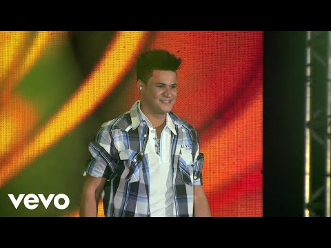 Nando Moreno, Cristiano Araújo - Mesmo Longe (Live In Uberlândia - MG)
