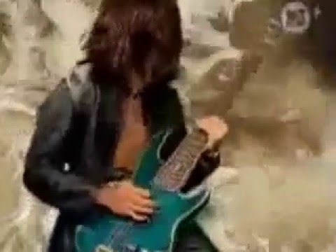 Metal Glu-Glu video