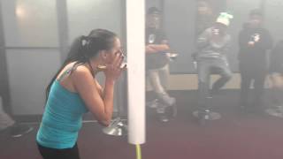 Download lagu Girl's can do vapetricks to! mp3