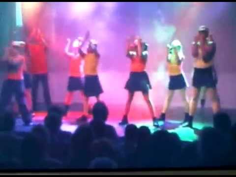 christina - fighter  eindshow 2004  GM