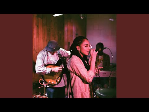 Video thumbnail for Good to Me (Live)