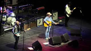 Good Time Charlie&#39;s Got the Blues - Dwight Yoakam Live at Angel of the Winds Arena 7/20/2024