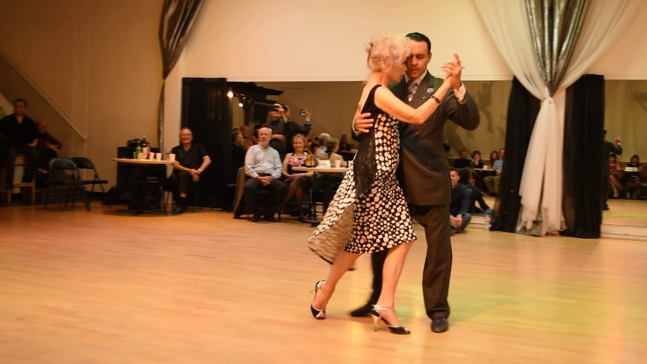 Andres Bravo & Mary at Milonga Nocturna 05.04.19