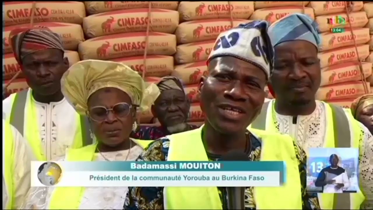 La communauté Yoruba vivant au Burkina Faso offre 100 tonnes de ciment à Faso Mêbo