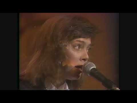 Nanci Griffith - Cold Hearts, Closed Minds