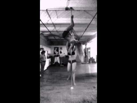 Poledance fails Jessica Lynch