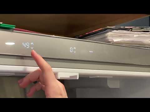 Entering Service Mode in a Bosch B36CL Dual Compressor Refrigerator