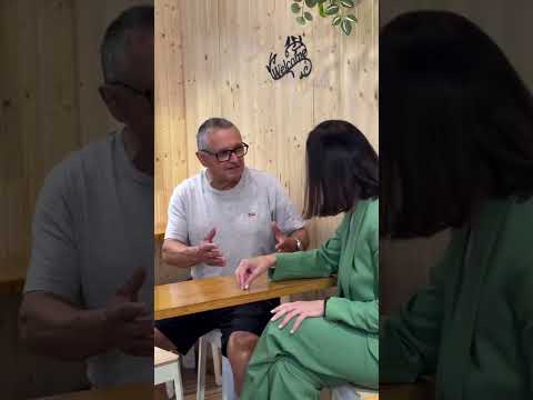 Javier Pastor se despide del Mercado de la Esperanza tras 50 años