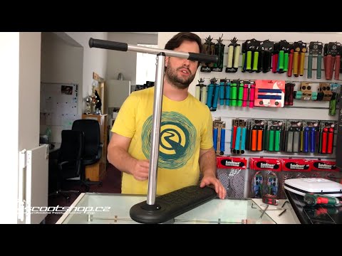 Trampolínová koloběžka Indo X70 570mm černá