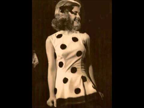 Bernadette Peters - Wait, Johnny for Me (1965)