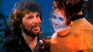 Lynda Carter & Eddie Rabbit - You and I (Body and Soul - 1984)