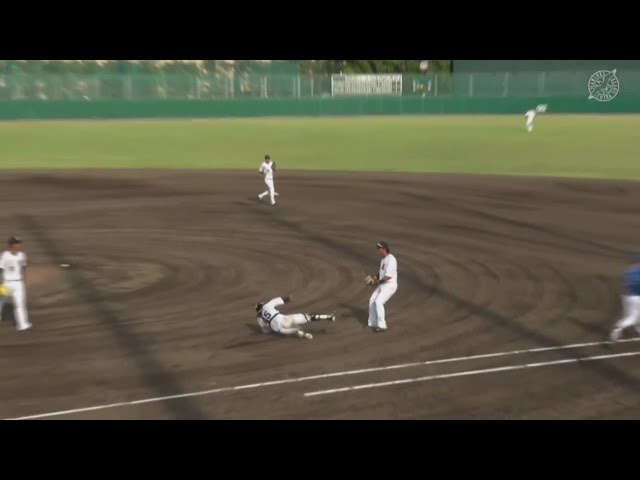 【ファーム】好反応!! マリーンズ・植田将太 難しいフライをスライディングキャッチ!!  2023年8月15日 千葉ロッテマリーンズ 対 横浜DeNAベイスターズ