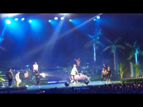 Macklemore Live - Awesome Dance Off @ Ak-Chin Pavilion (June - 6th - 2018)